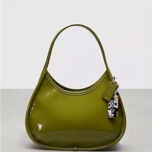 NWOT Ergo Bag In Crinkle Patent Coachtopia Leather 
Olive